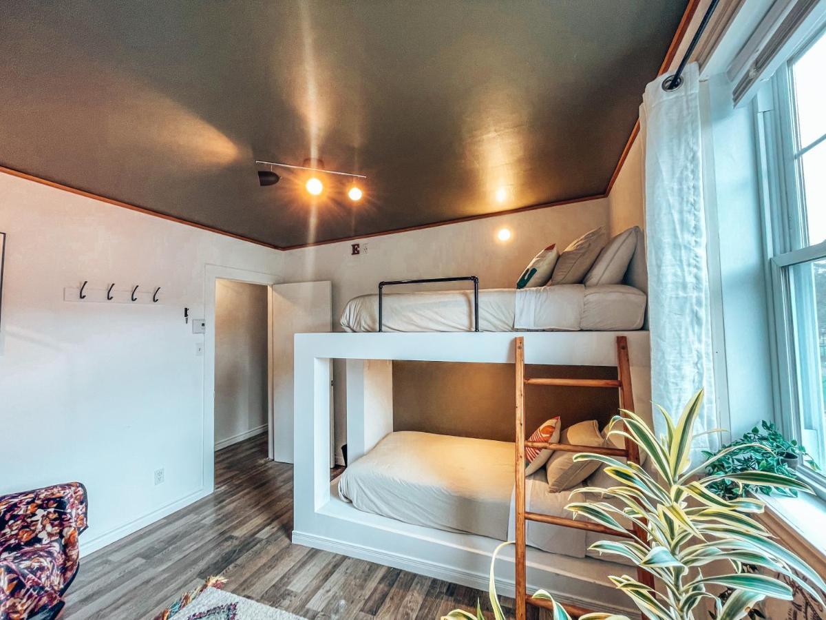 Auberge Mandala Saint-Mathieu-du-Parc Dış mekan fotoğraf