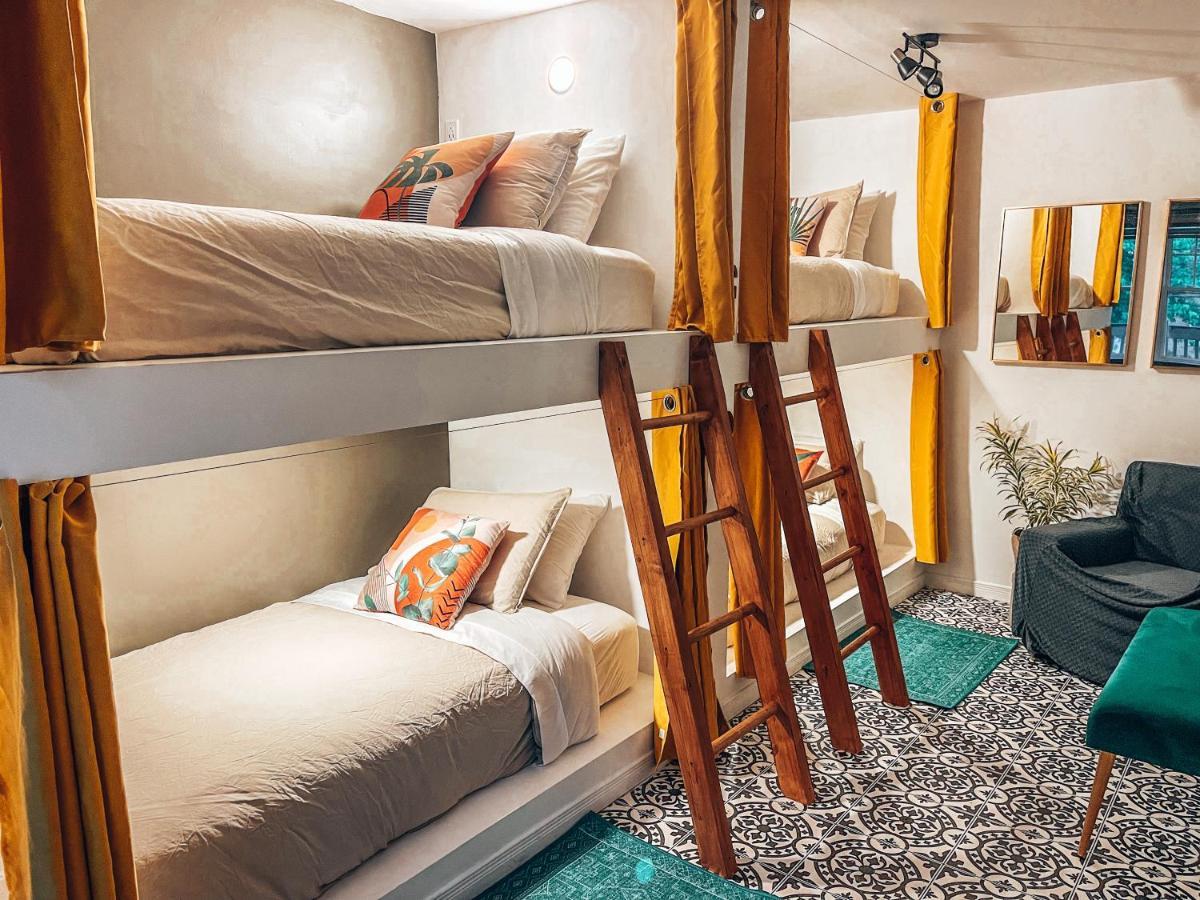 Auberge Mandala Saint-Mathieu-du-Parc Dış mekan fotoğraf