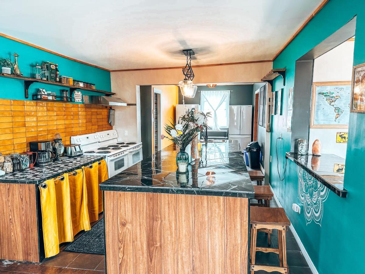 Auberge Mandala Saint-Mathieu-du-Parc Dış mekan fotoğraf